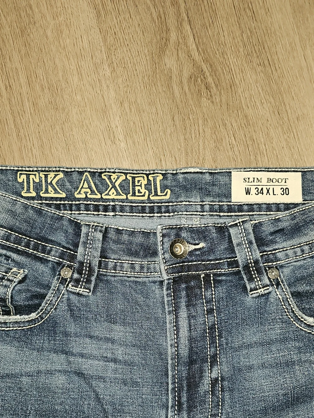 Men's Straight Dark Blue Denim Jeans with Back Pocket Detail